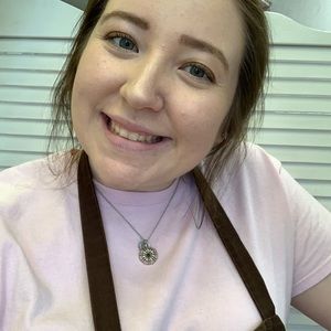 Meet your Posher, Meredith